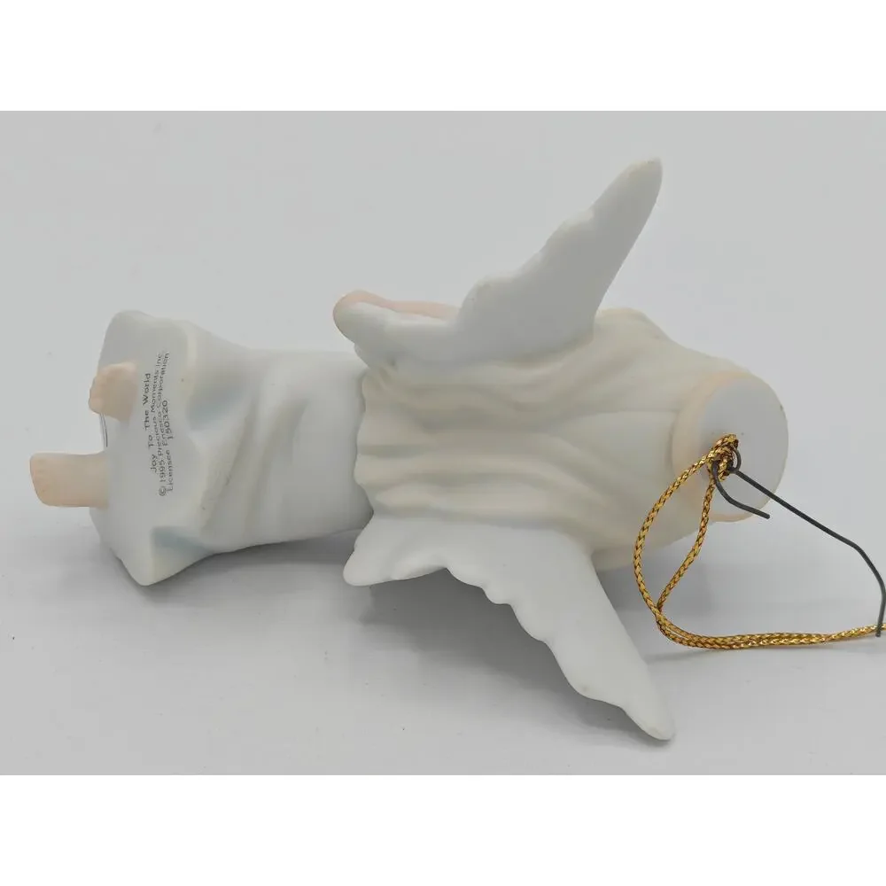 Precious Moments 150320 Joy To The World Enesco Angel Holding Horn Ornament 1995